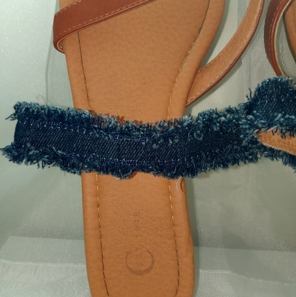 C Estate 1946 Womens Sandle - Picture 2 of 3